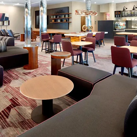 Courtyard By Marriott Houston Intercontinental Airport Hotel